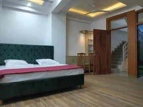 Park view home stay